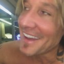 Going Viral: Fan Plays Guitar on Stage With Keith Urban